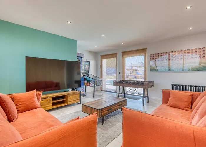 Villa Oceans Oceanfront Pool Spa Sleeps 15 In Bretignolles Sur Mer Вилла *